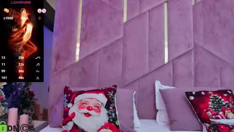 Selena online show from 12.16.25