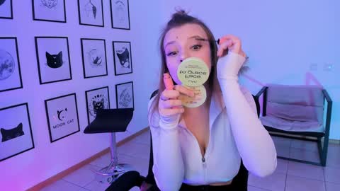 Selena ntmy online show from 01.18.25