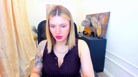 selenaemoore online show from 05.27.26