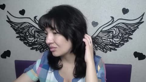 Snapshot of selenafly chatting on 09.13.25 SelenaFly online show from 09.13.25
