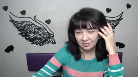 Snapshot of selenafly chatting on 09.26.25 SelenaFly online show from 09.26.25