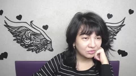 Snapshot of selenafly chatting on 10.08.25 SelenaFly online show from 10.08.25