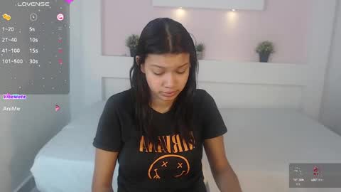 selenafox6 online show from 02.10.25