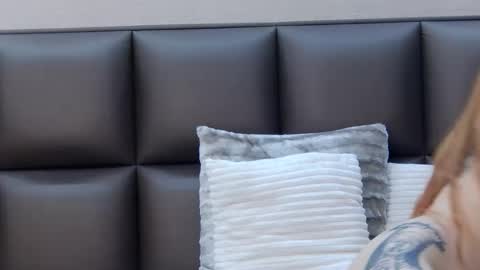 SelenaHanson online show from 04.16.26