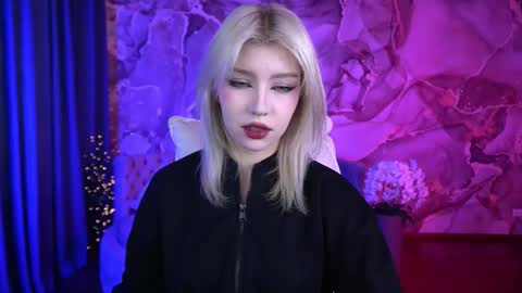 Snapshot of selenairis chatting on 09.27.25 selenairis online show from 09.27.25