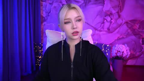 Snapshot of selenairis chatting on 10.03.25 selenairis online show from 10.03.25