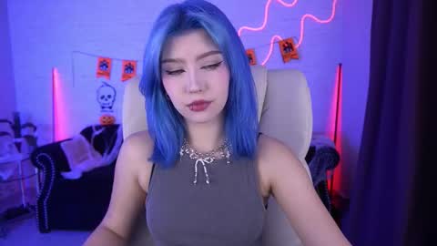 Snapshot of selenairis chatting on 10.31.25 selenairis online show from 10.31.25