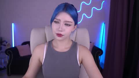 Snapshot of selenairis chatting on 11.19.25 selenairis online show from 11.19.25