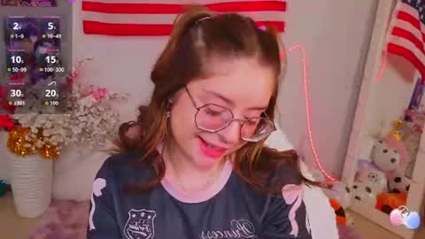 Snapshot of selenamills chatting on 06.24.26 selenamills online show from 06.24.26