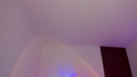 Snapshot of selene_e chatting on 12.12.24 Karol. online show from 12.12.24