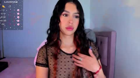 Snapshot of selene_e chatting on 01.30.25 Karol. online show from 01.30.25