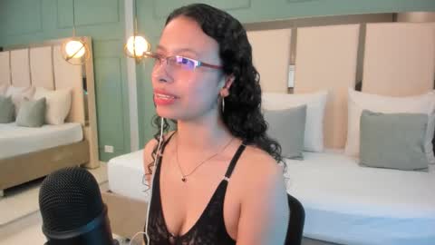 Selene Rousse  online show from 09.18.25