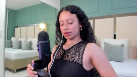 Selene Rousse  online show from 09.19.25
