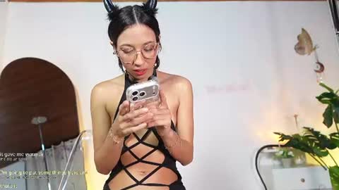  Sel Your Little butterfly  online show from 07.28.26