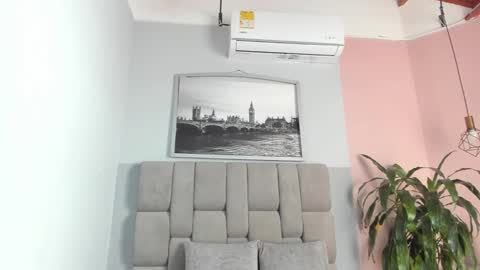 Selene online show from 10.19.25