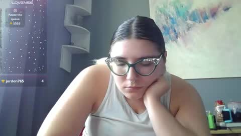 Selene online show from 10.17.25