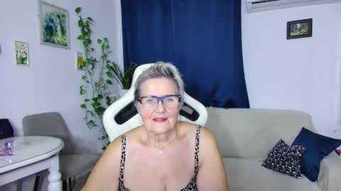 Selenna online show from 02.02.26