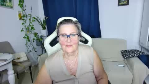 Selenna online show from 03.26.26