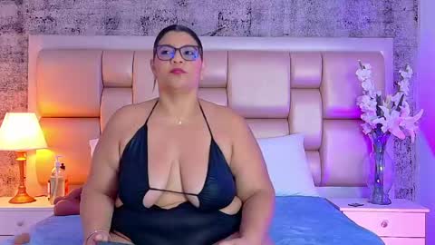 Selenna Cooper online show from 04.12.26