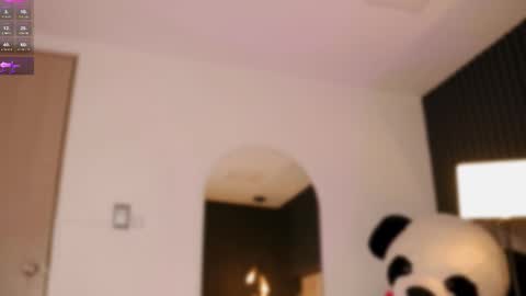 Selenne online show from 10.18.25