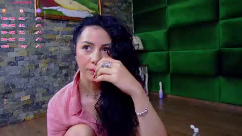 Snapshot of selensummer chatting on 06.13.26 Selen online show from 06.13.26