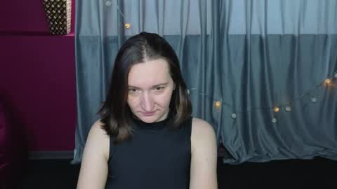 Snapshot of selestiasonata chatting on 04.19.26 selestiasonata online show from 04.19.26