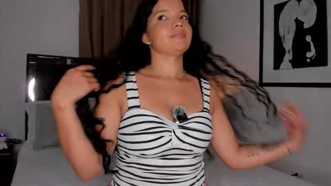 S e l e n a h online show from 02.25.26