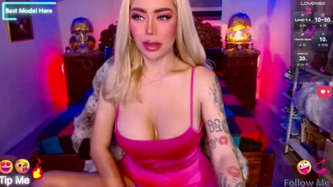 Snapshot of selina_diorxxx chatting on 01.17.26 Will You Be My CumDumpster in Real Drink My Milk online show from 01.17.26