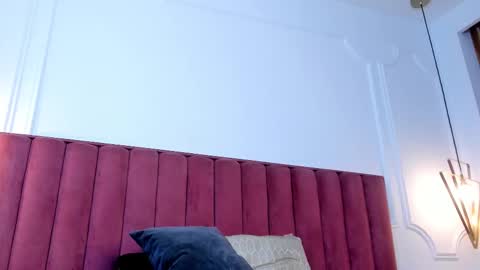 Snapshot of selina_k1le chatting on 10.23.25 Seline  online show from 10.23.25