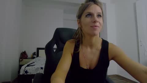 sellena_angel online show from 10.17.25