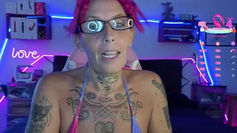 Snapshot of selvaggia_del_caribe chatting on 10.13.25 Selvaggia Del Caribe online show from 10.13.25