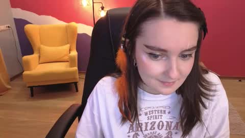 Snapshot of sensemysoul chatting on 11.14.25 sensemysoul online show from 11.14.25