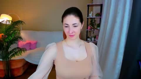 sensitiveheartt online show from 10.16.25