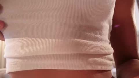 Snapshot of sensual_giaa chatting on 04.10.26 Gia online show from 04.10.26