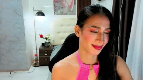 Snapshot of sensual_goergia chatting on 10.05.25 sensual_goergia online show from 10.05.25