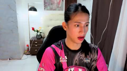 Snapshot of sensual_goergia chatting on 10.10.25 sensual_goergia online show from 10.10.25