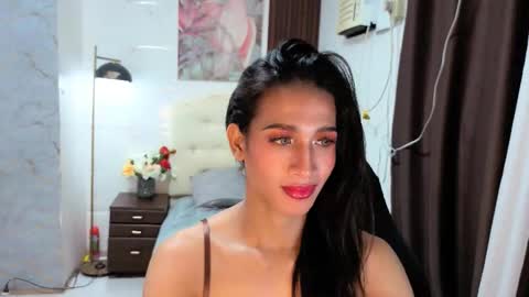 Snapshot of sensual_goergia chatting on 10.19.25 sensual_goergia online show from 10.19.25