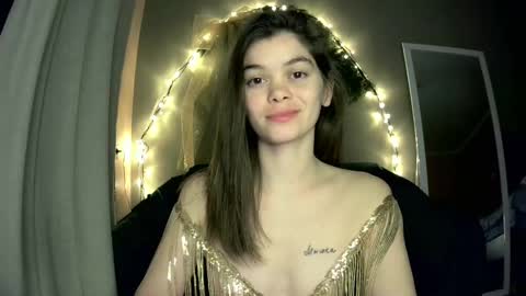 Snapshot of sensual_olivia chatting on 12.31.24 Olivia online show from 12.31.24