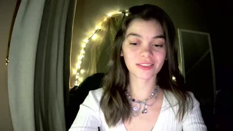 Snapshot of sensual_olivia chatting on 01.13.25 Olivia online show from 01.13.25