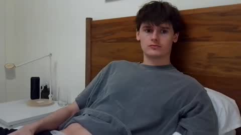 Snapshot of sensualalien chatting on 11.02.25 Cam online show from 11.02.25