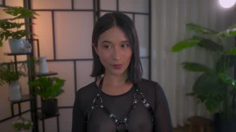 Maria- OF sensual bee online show from 01.19.25