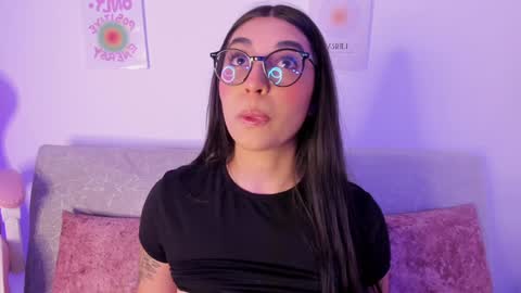 Snapshot of sensualhaven_ chatting on 01.13.25 sensualhaven_ online show from 01.13.25