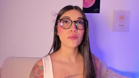 Snapshot of sensualhaven_ chatting on 11.04.25 sensualhaven_ online show from 11.04.25