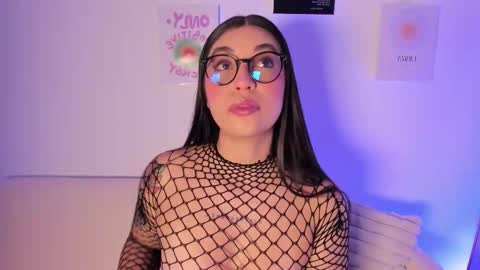 Snapshot of sensualhaven_ chatting on 12.05.25 sensualhaven_ online show from 12.05.25