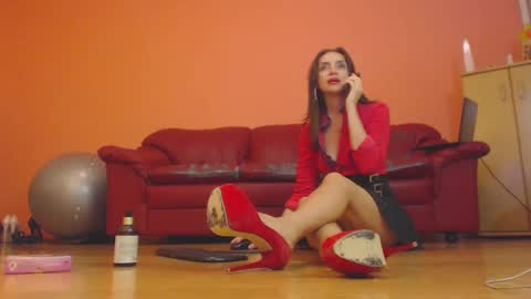 Snapshot of sensualmyra chatting on 12.06.24 sensualmyra online show from 12.06.24