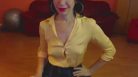 Snapshot of sensualmyra chatting on 12.08.24 sensualmyra online show from 12.08.24