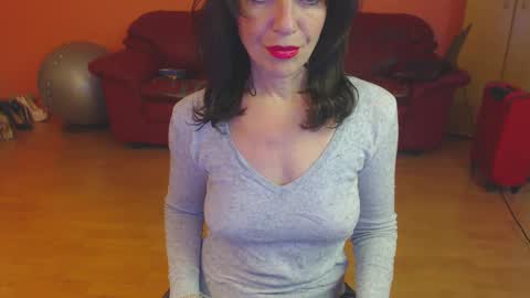 Snapshot of sensualmyra chatting on 02.16.25 sensualmyra online show from 02.16.25