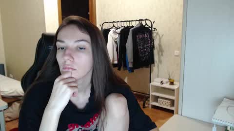 Snapshot of senxual__ chatting on 12.26.24 senxual__ online show from 12.26.24