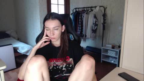 Snapshot of senxual__ chatting on 02.01.25 senxual__ online show from 02.01.25