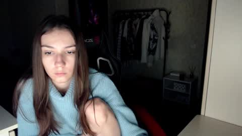 Snapshot of senxual__ chatting on 02.04.25 senxual__ online show from 02.04.25